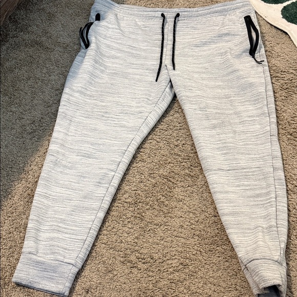 Men’s Express Light Gray Joggers with Black Accents - Picture 1 of 5
